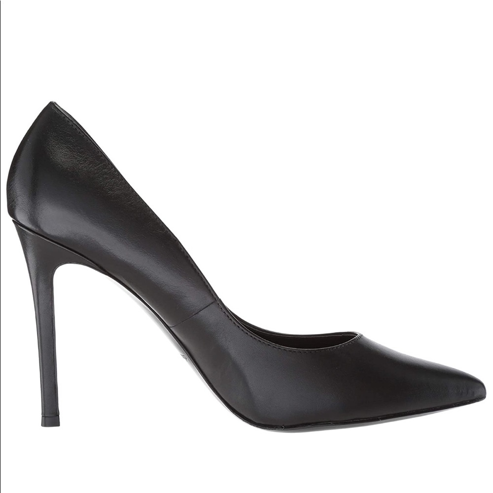Charles David- Pointed Toe Pumps (8) New - image 1